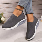 Zuzanna | Damskie buty typu slip-on z amortyzacją, ortopedyczne buty komfortowe | Rokishi | Czarny