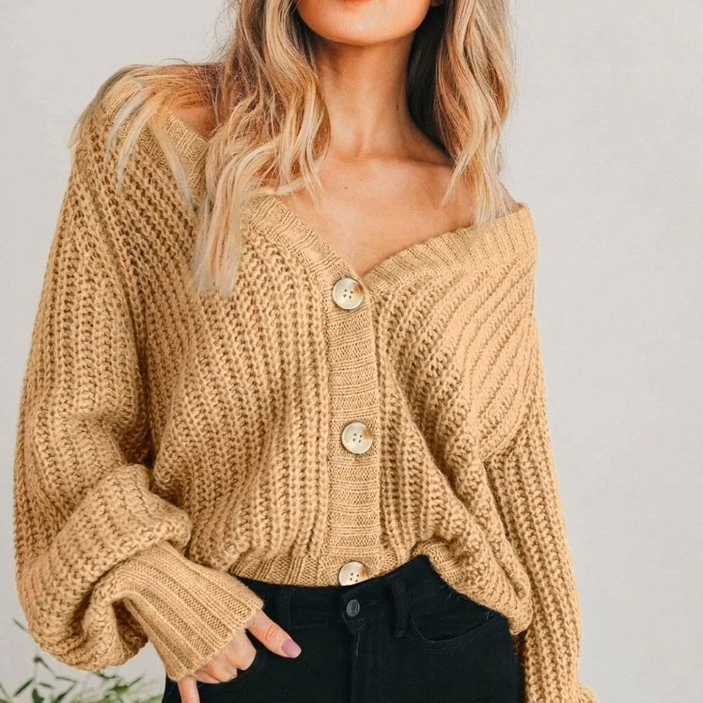 Maria | Damski oversize'owy kardigan z grubej dzianiny, dekolt w serek z bufiastymi rękawami | Rokishi | Khaki