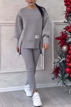 Aneta | Bluza oversize z rozcięciami i legginsy, dwuczęściowy zestaw domowy dla kobiet | Rokishi