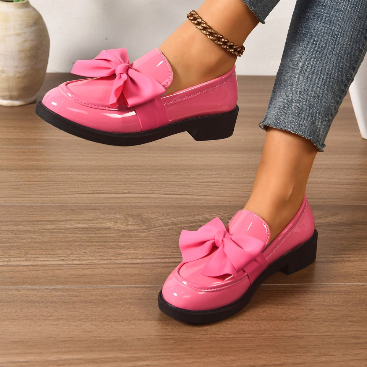 Wiktoria | Damskie buty wsuwane (slip-on) na platformie, z okrągłym noskiem i ozdobnym węzłem | Rokishi