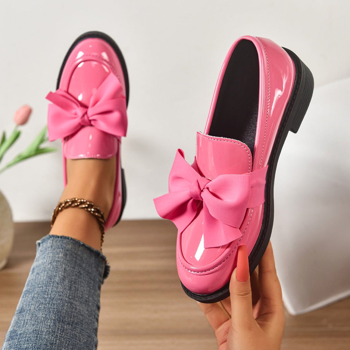 Wiktoria | Damskie buty wsuwane (slip-on) na platformie, z okrągłym noskiem i ozdobnym węzłem | Rokishi