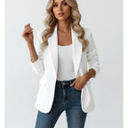 Honorata | Damski taliowany blazer, dopasowana elegancka marynarka | Rokishi | Biały