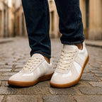 Seweryn | Męskie buty sznurowane z antypoślizgową podeszwą, klasyczne sneakersy sznurowane | Rokishi | Brązowy