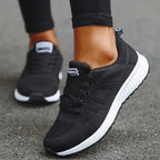 Liliana | Damskie ortopedyczne sneakersy ze wspierającą podeszwą, wygodne sneakersy trekkingowe | Rokishi | Biały