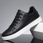 Emil | Męskie sznurowane sneakersy, niskie buty ortopedyczne | Rokishi | Czarny