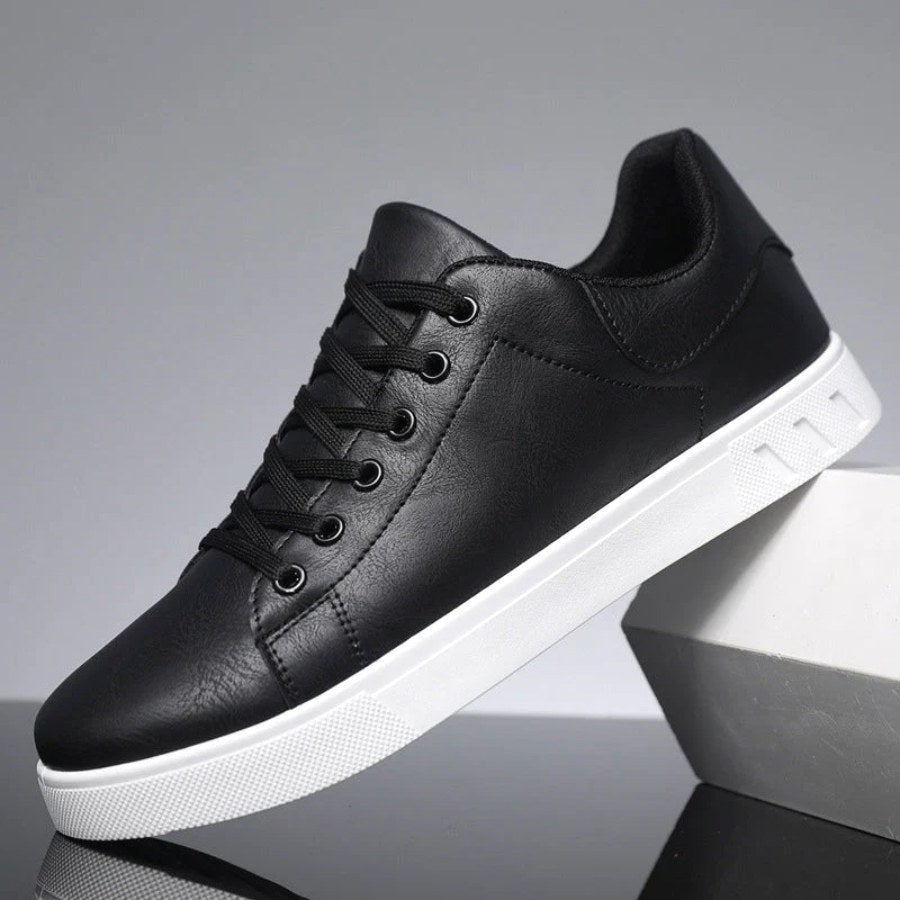 Emil | Męskie sznurowane sneakersy, niskie buty ortopedyczne | Rokishi | Czarny