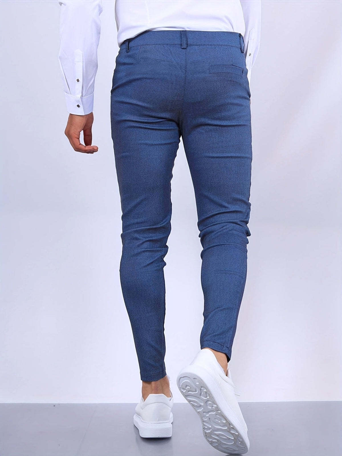 Natan | Męskie chinosy slim fit w kolorze niebieskim, elastyczne spodnie biznesowe | Rokishi | Błękit królewski